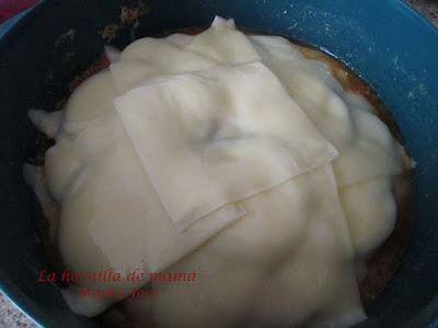 Una receta, dos versiones: Berenjenas con atún y tomate