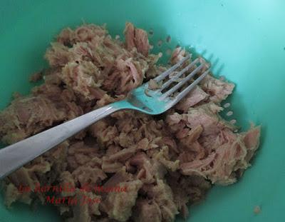 Una receta, dos versiones: Berenjenas con atún y tomate