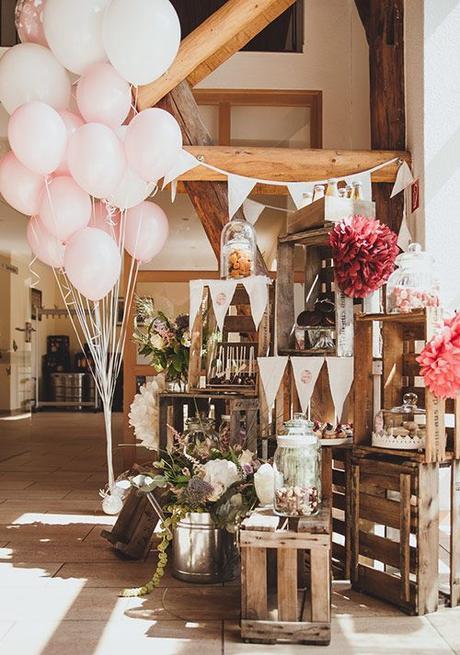 candy bar con cajas de madera