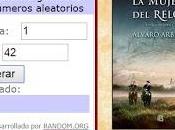 GANADORES EJEMPLARES MUJER RELOJ", Alvaro Arbina, sorteo marzo Yincana Histórica