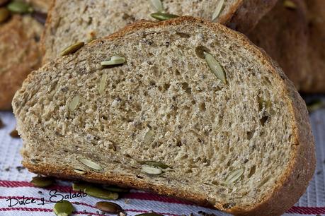 Pan de Centeno con Semillas de Chia y de Calabaza