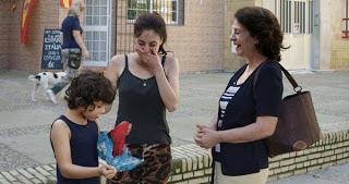 TECHO Y COMIDA (España, 2015) Social