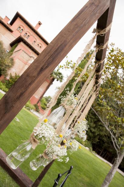 colores-de-boda-organización-bodas-025-ceremonia-civil-backdrop-arco-botes-flor