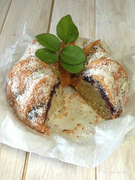 bundt cake de coco, bizcocho de moras, bizcocho de coco