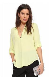 blusa tipo V