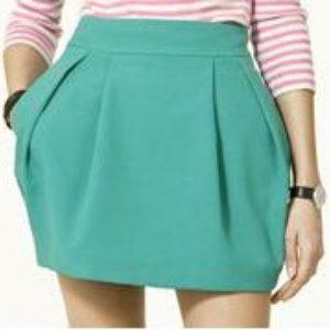 falda globo verde