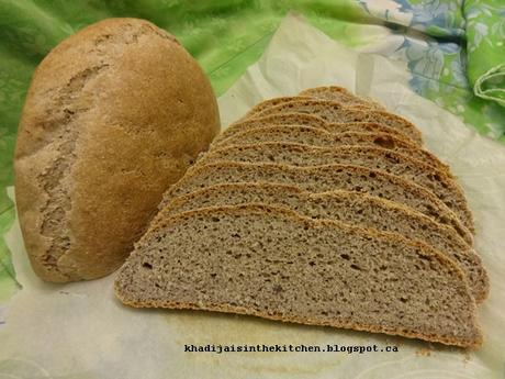 PAIN DE LA SEMAINE: PAIN À LA FARINE DE SEIGLE / BREAD OF THE WEEK: RYE BREAD / PAN DE LA SEMANA: PAN CON CENTENO / خبز الاسبوع : خبز الشيلم