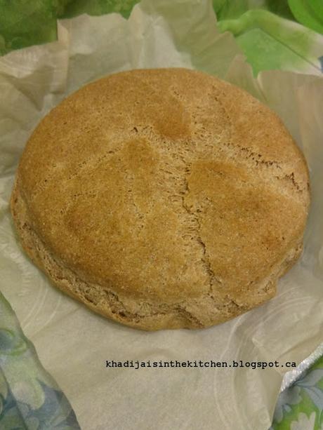 PAIN DE LA SEMAINE: PAIN À LA FARINE DE SEIGLE / BREAD OF THE WEEK: RYE BREAD / PAN DE LA SEMANA: PAN CON CENTENO / خبز الاسبوع : خبز الشيلم