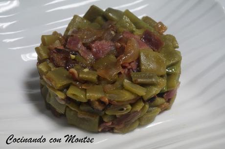 Judías verdes con cebolla y jamón