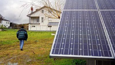 El Gobierno se ensaña con los paneles solares.