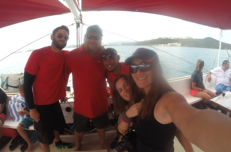 equipo salty dog catamaran capitan puerto rico