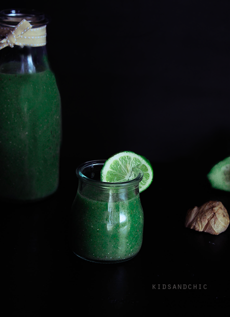 Zumo verde #detox o zumo con pepino , manzana , kiwi , lima y jengibre