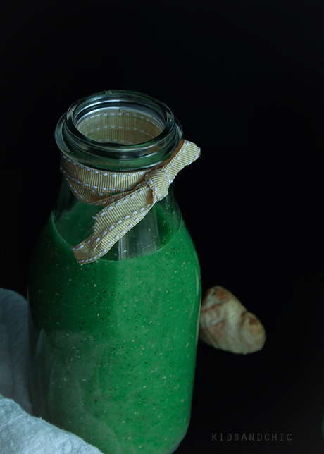 Zumo verde #detox o zumo con pepino , manzana , kiwi , lima y jengibre