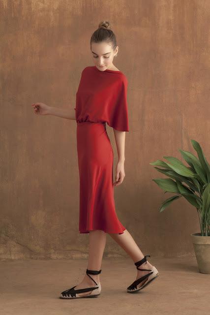 Vestido para invitada de la colección primavera-verano 2016 de Cortana