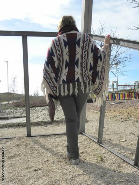 zalando-gris-violeta-by-mango-look-talla-grande-curvy-blogger-madrid-outfit-jeans-gris-look-casual-Jersey-Poncho-jersey-etnico-poncho-fashion-blogger-curvy-look-burgundy-jeans-grises-los-looks-de-mi-armario-talla-grande-plus-size http://www.loslooksdemiarmario.com/2016/04/etnic-style-poncho-look-curvy.html