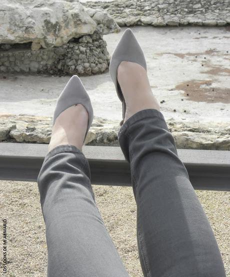 zalando-gris-violeta-by-mango-look-talla-grande-curvy-blogger-madrid-outfit-jeans-gris-look-casual-Jersey-Poncho-jersey-etnico-poncho-fashion-blogger-curvy-look-burgundy-jeans-grises-los-looks-de-mi-armario-talla-grande-plus-size http://www.loslooksdemiarmario.com/2016/04/etnic-style-poncho-look-curvy.html