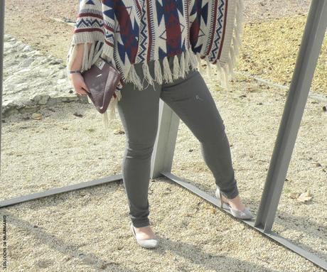 zalando-gris-violeta-by-mango-look-talla-grande-curvy-blogger-madrid-outfit-jeans-gris-look-casual-Jersey-Poncho-jersey-etnico-poncho-fashion-blogger-curvy-look-burgundy-jeans-grises-los-looks-de-mi-armario-talla-grande-plus-size http://www.loslooksdemiarmario.com/2016/04/etnic-style-poncho-look-curvy.html
