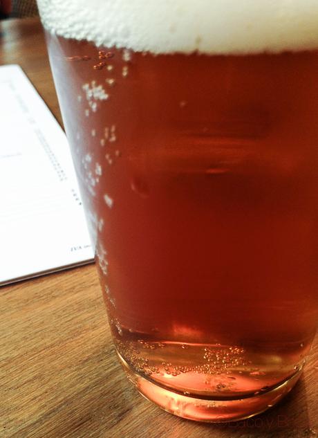 cerveza Turia Antunez baco y boca