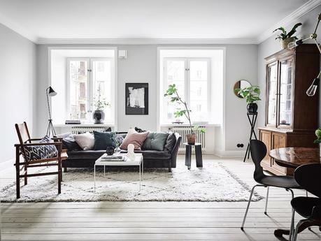 Un dosel hecho de sábanas textiles dormitorios estilo nórdico dormitorios nórdicos decoración pisos pequeños decoracion dormitorios camas con dosel blog interiores decoración algodón lino gasas arrugadas 