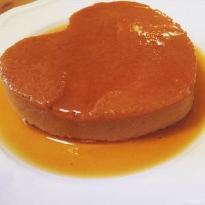 Sémola con leche y caramelo, receta chilena