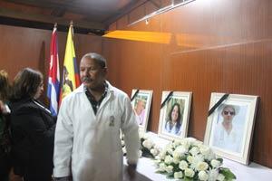 Ecuador expresa solidaridad a familiares de médicos cubanos fallecidos en sismo [+ video]