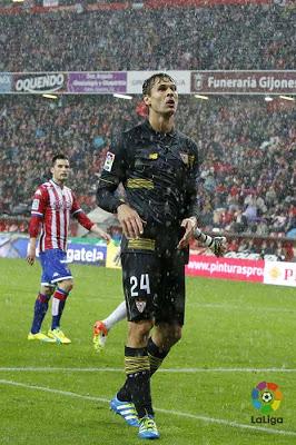 Crónica Sporting de Gijón 2 Vs Sevilla FC 1