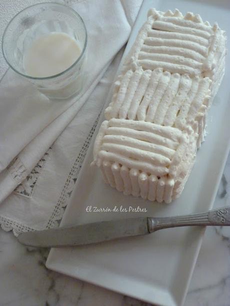 Tronco de Galletas Red Velvet con Crema de Queso