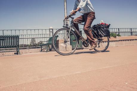 Montar en bicicleta