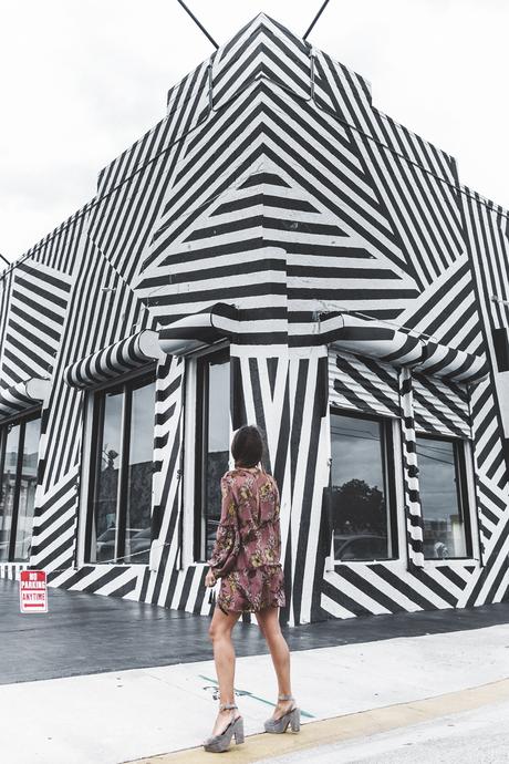 Wynwood-Miami-Black_And_White_Stripes_Wall-For_Love_And_Lemons_Dress-Floral_Print-Wedges-Outfit-38