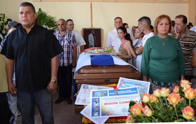 Honras fúnebres en Santa Clara a médico fallecido en terremoto de Ecuador [+ fotos]