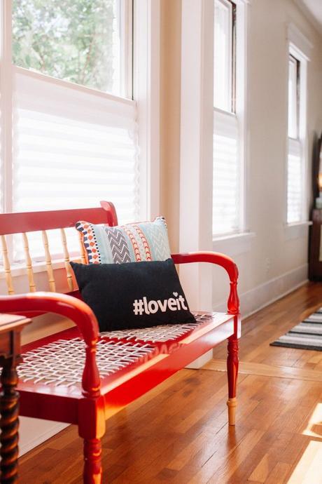 Una vivienda familiar con toques de color