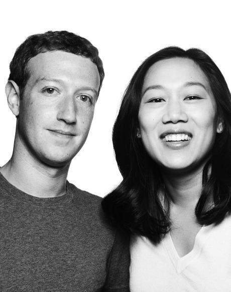 Zuckerberg aparece junto a su esposa en portada de los más influyentes de Time Zuckerberg aparece junto a su esposa en portada de los más influyentes de Time