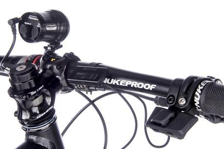 Chain Reaction Cycles exhiben lo que podría ser una interesante propuesta para ciclismo urbano: La Súper Commuter