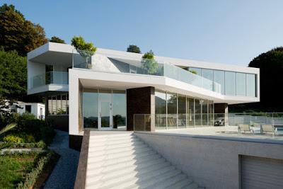 Villa Minimalista en Sochi, Rusia