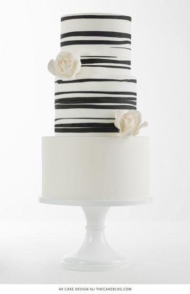 15 Beautiful Black And White Wedding Cakes: 