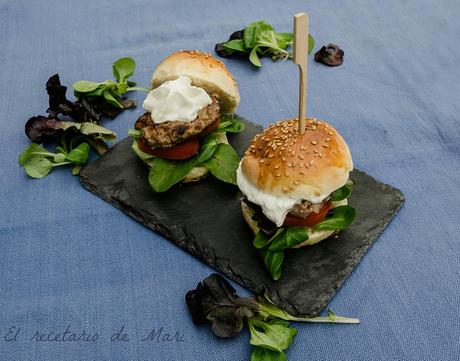 Hamburguesa de cordero con espuma de yogur