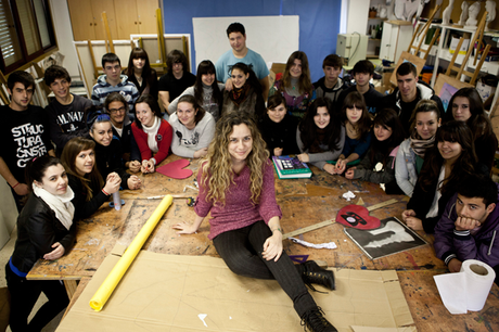 La profesora Luz Beloso con el grupo de alumnos del Instituto As Barxas Foto: Óscar Corral
