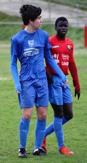 Muere un cadete del Muxía en el vestuario durante el descanso del Muxía-Fisterra