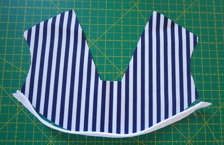 Cómo poner vivos en las prendas