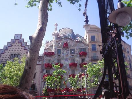 SANT JORDI , 2016 ; A LA BARCELONA D' ABANS, D' AVUI I DE SEMPRE...23-04-2016...!!!