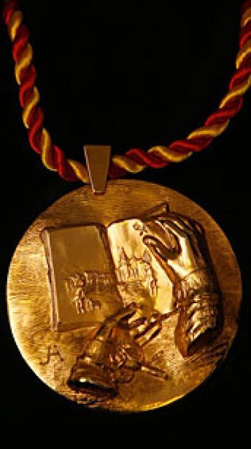 [A vuelapluma] El escritor mexicano Fernando del Paso recibe el Premio Cervantes 2016