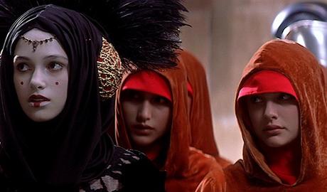 Keira Knightley, Amada u Odiada