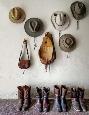 Decorando en Estilo Rustico con Sombreros