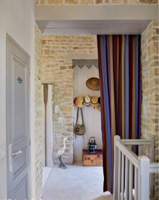 Decorando en Estilo Rustico con Sombreros