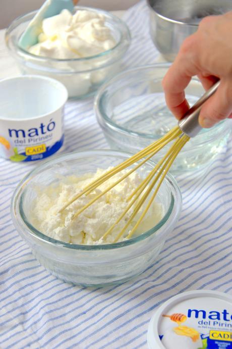 Mousse de mató (queso fresco catalán) mousse-mató-la-cuchara-azul-1