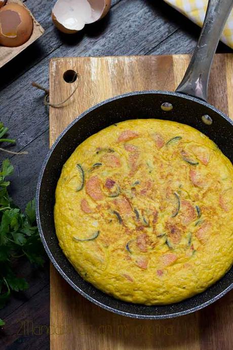 como preparar una tortilla de hortalizas. receta de aprovechamiento facil. receta saludable