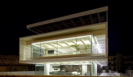 CASA NL_NF DE ARCHITREND EN RAGUSA (ITALIA)