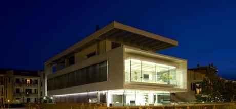 CASA NL_NF DE ARCHITREND EN RAGUSA (ITALIA)