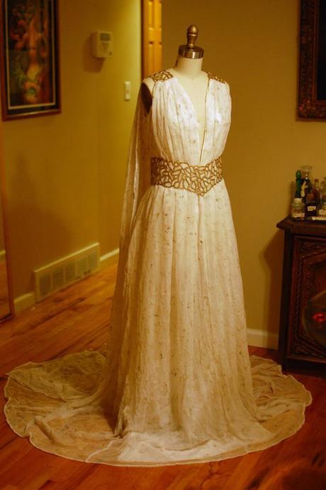 Daenerys Qarth Ivory and Gold Gown Bridal Dress Geek Costume Game of Thrones Wedding Prom: 