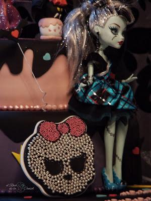 Monster High Cake